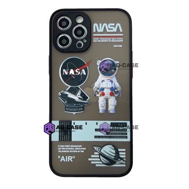 Чохол GENERATION NASA на iPhone (Nasa Black (смотрит прямо), iPhone 12 Pro)