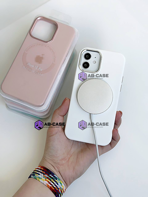 Чехол для iPhone 13 Silicone case with MagSafe Metal Camera Glycine
