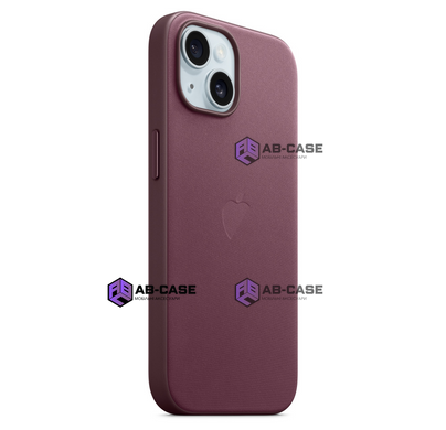 Чохол для iPhone 15 FineWoven Case with MagSafe Mulberry