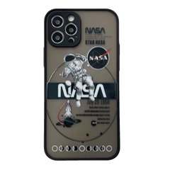 Чехол GENERATION NASA для iPhone 15 Pro Max (Летящий космонавт Black)